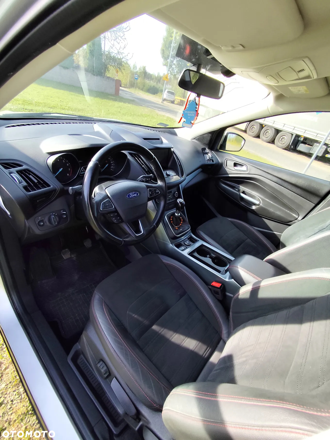 Ford Kuga - 15
