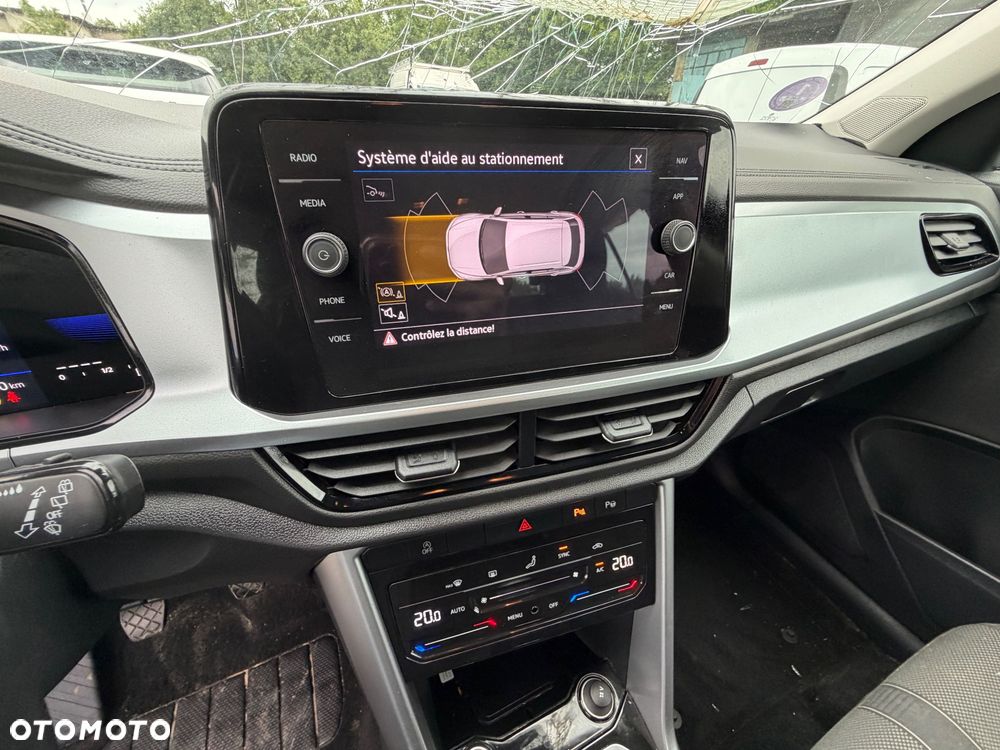 Volkswagen T-Roc - 10