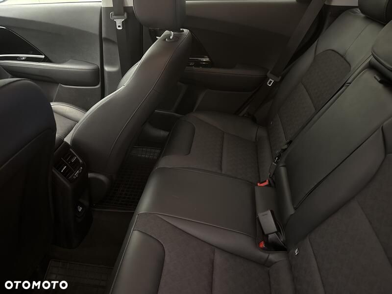 Kia Niro 1.6 GDI Hybrid Business Line - 21