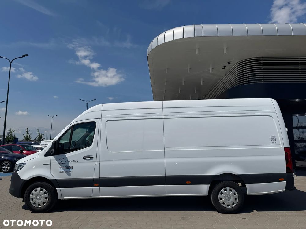 Mercedes-Benz eSprinter - 7