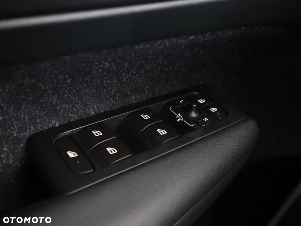 Volvo XC 40 D3 - 36