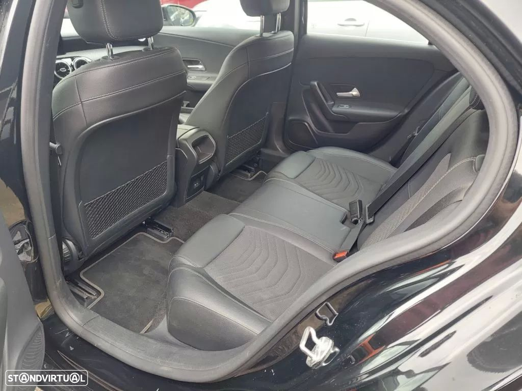 Mercedes-Benz A 180 d Business Solutions - 8