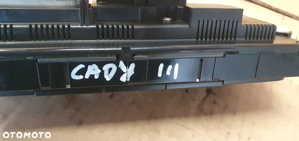 Panel nawiewu klimatyzacji klimy VW Caddy III Lift 5HB011292 - 9