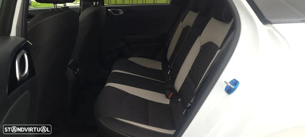 Kia ProCeed 1.6 CRDi SCR GT LINE - 15