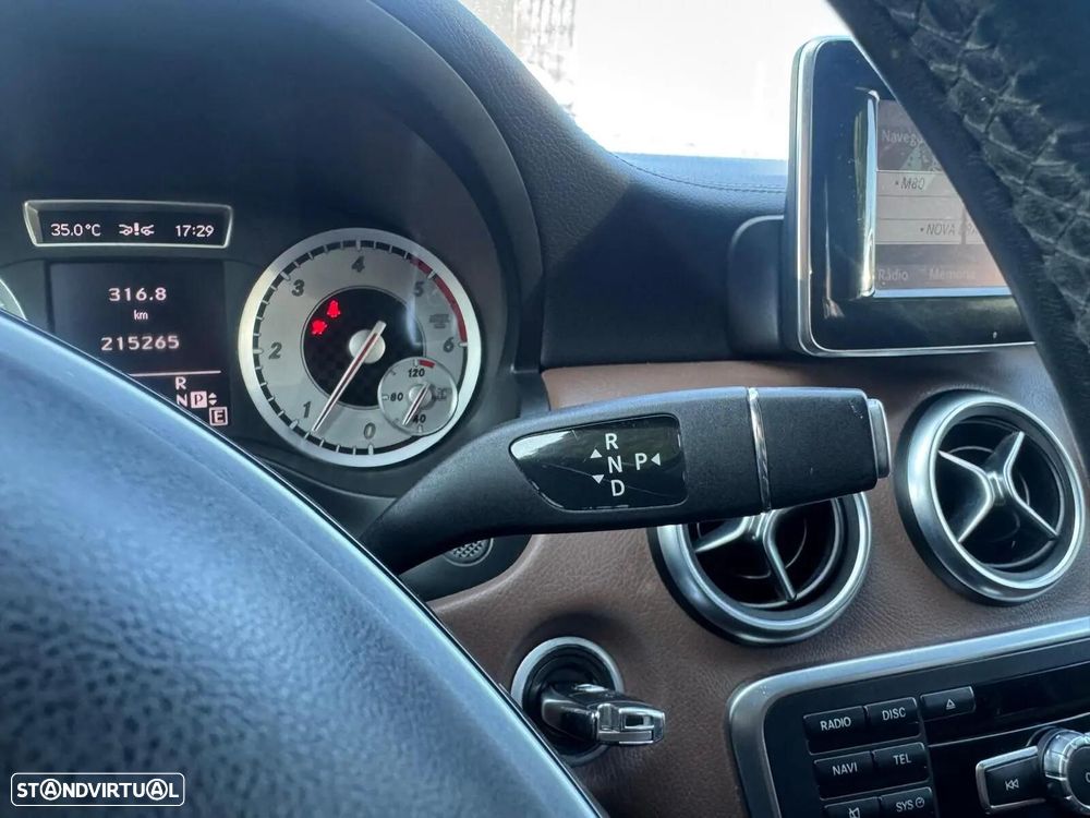 Mercedes-Benz A 220 - 27