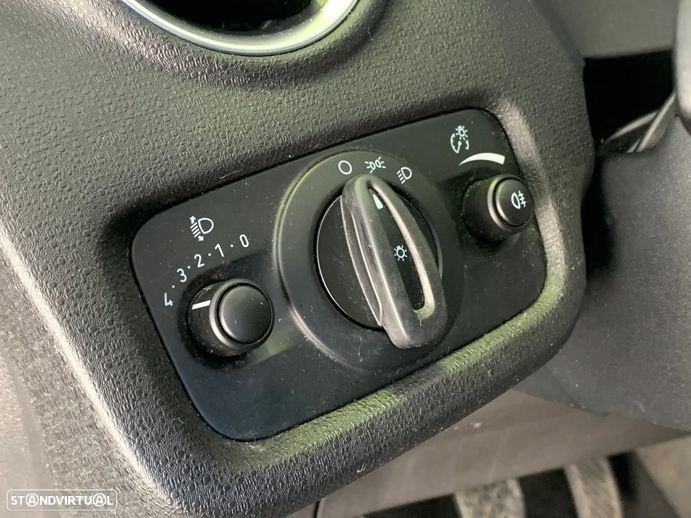 Ford Fiesta 1.0 EcoBoost S&S Titanium - 15