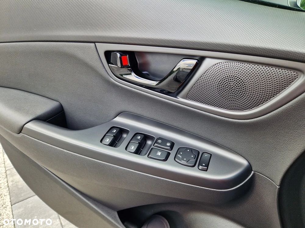 Hyundai Kona 1.6 T-GDI DCT 4WD Unique - 31