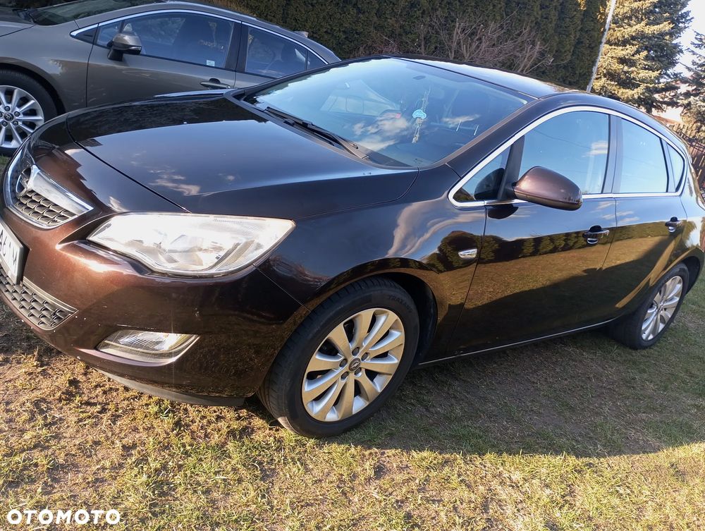 Opel Astra 1.4 T Cosmo - 1