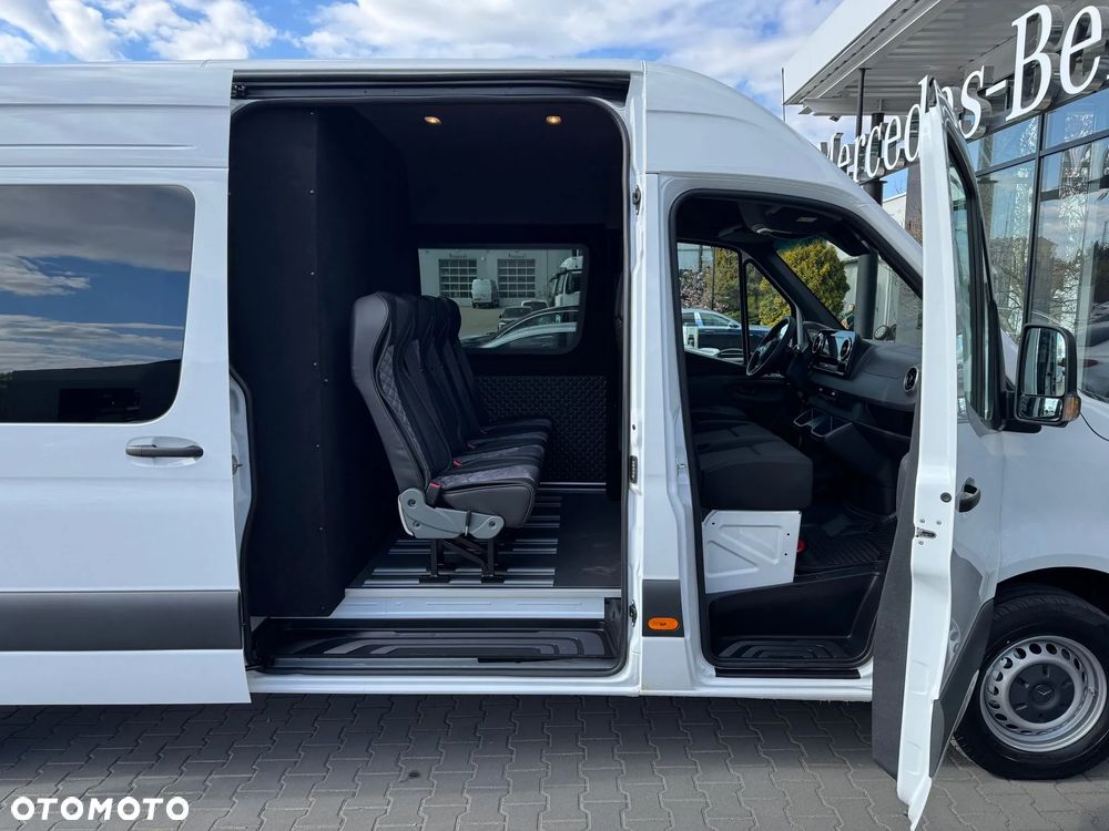 Mercedes-Benz Sprinter - 18