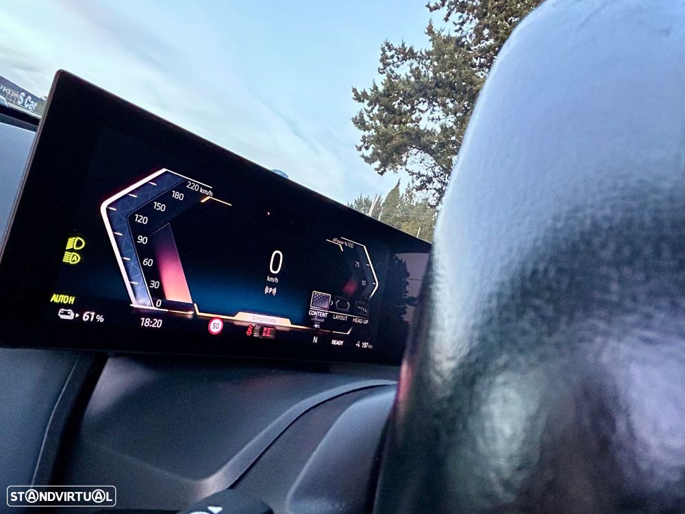 BMW iX xDrive 40 Pack Desportivo - 32