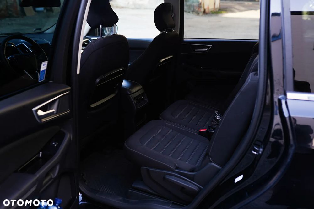 Ford Galaxy - 4
