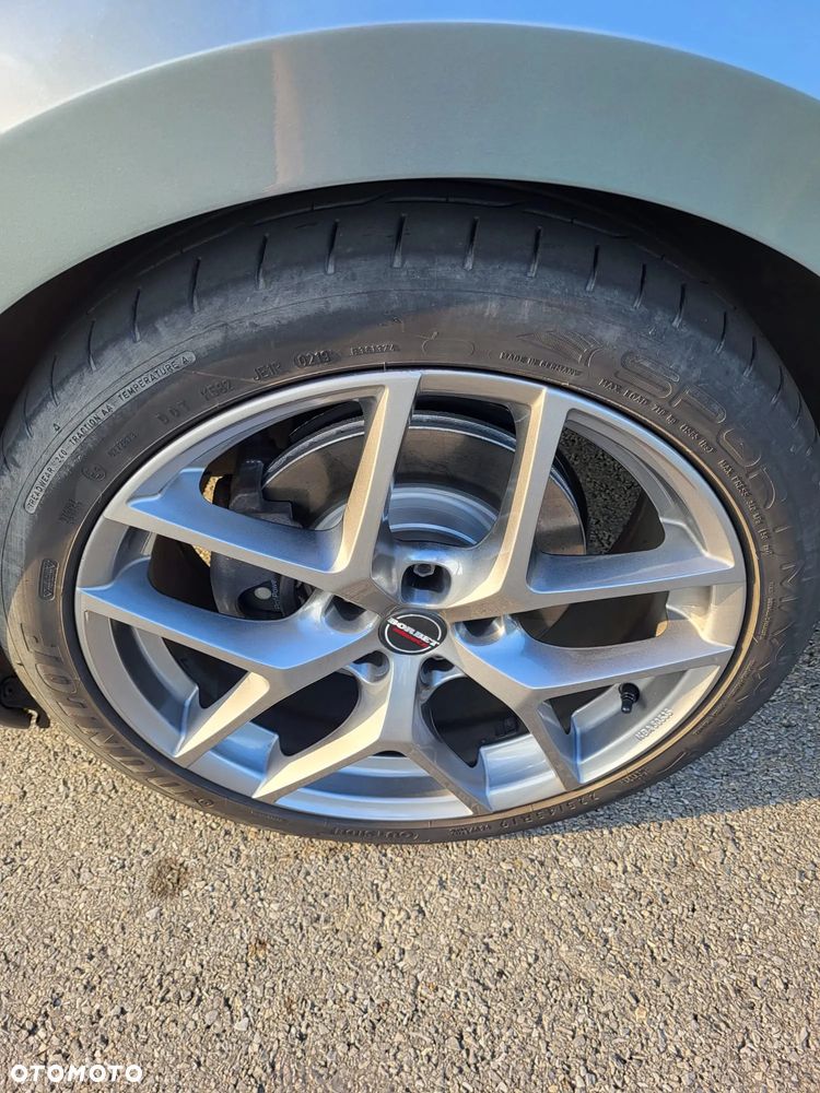 Skoda Superb Combi 1.6 TDI GreenLine - 12
