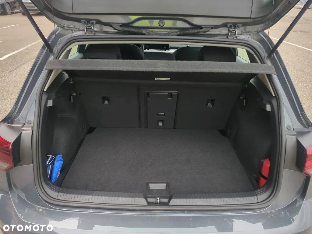 Volkswagen Golf VIII 1.5 TSI EVO Life - 10