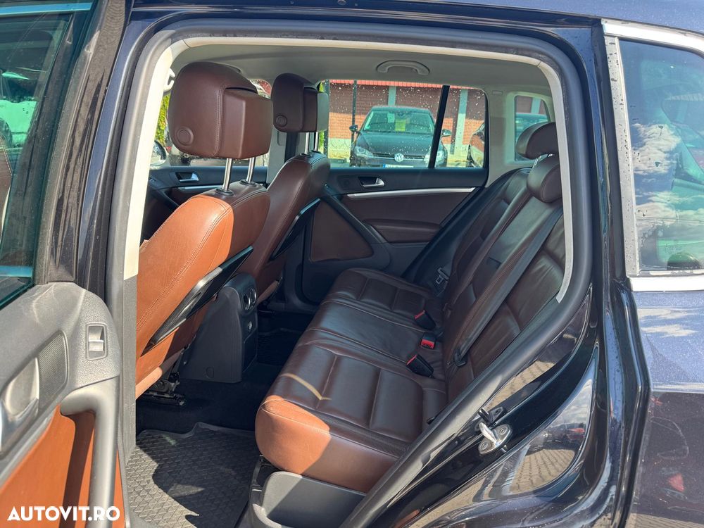 Volkswagen Tiguan - 9