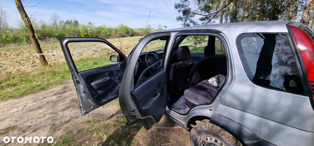 Daihatsu Terios - 12
