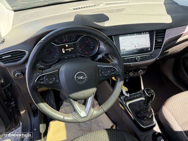 Opel Crossland X 1.2 T Innovation J17 - 12