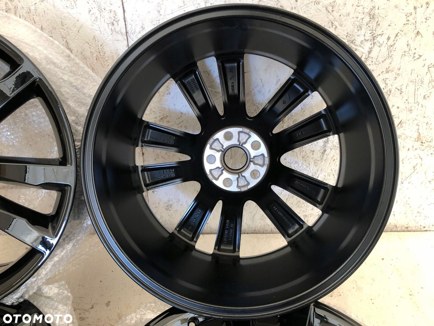 JAGUAR ALUFELGI 8,5x20 ET 49 ORYGINAŁ 5X108 - 6