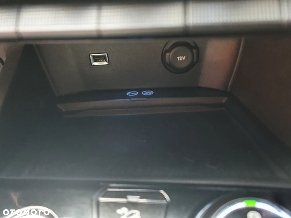 Peugeot 3008 1.6 BlueHDi Crossway S&S EAT6 - 23