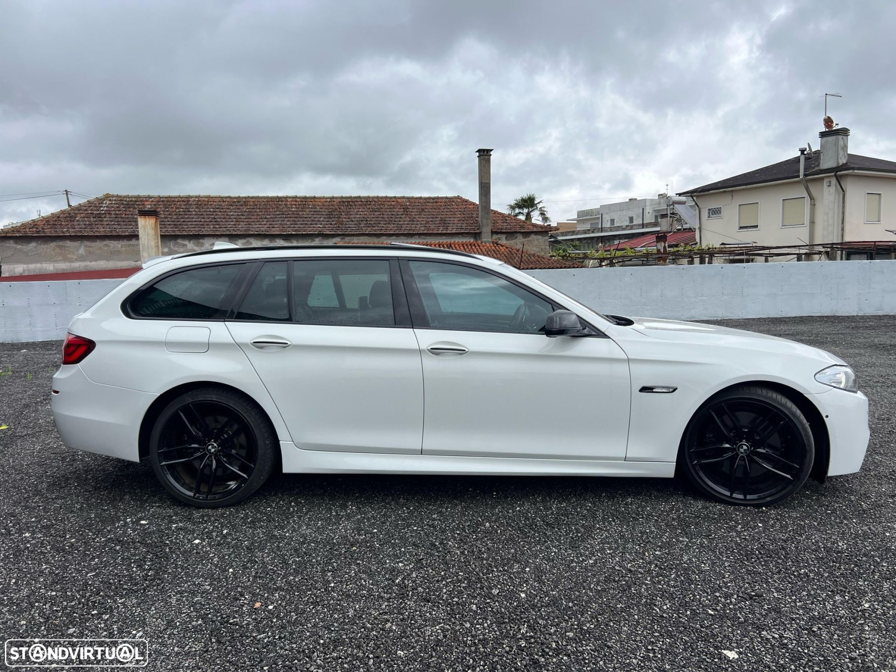 BMW M550d xDrive Auto - 51