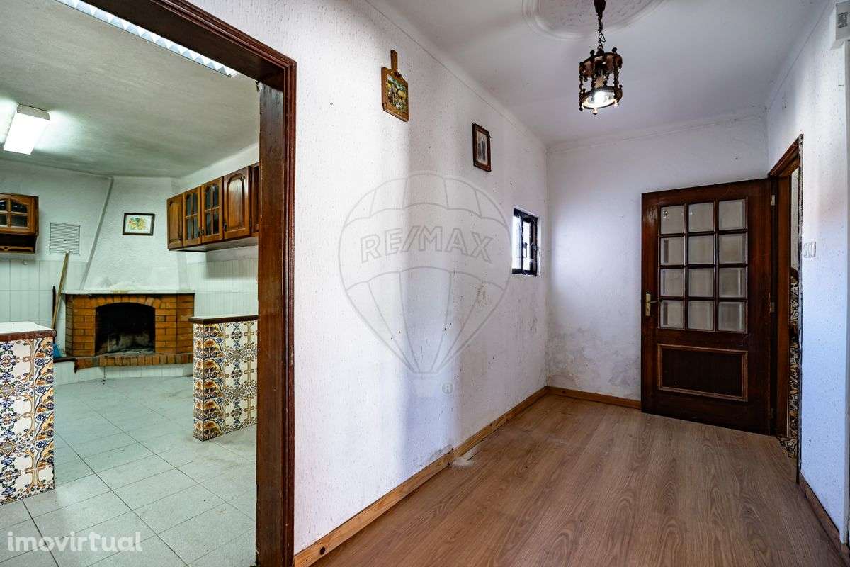 Moradia T1 para venda - Grande imagem: 2/16