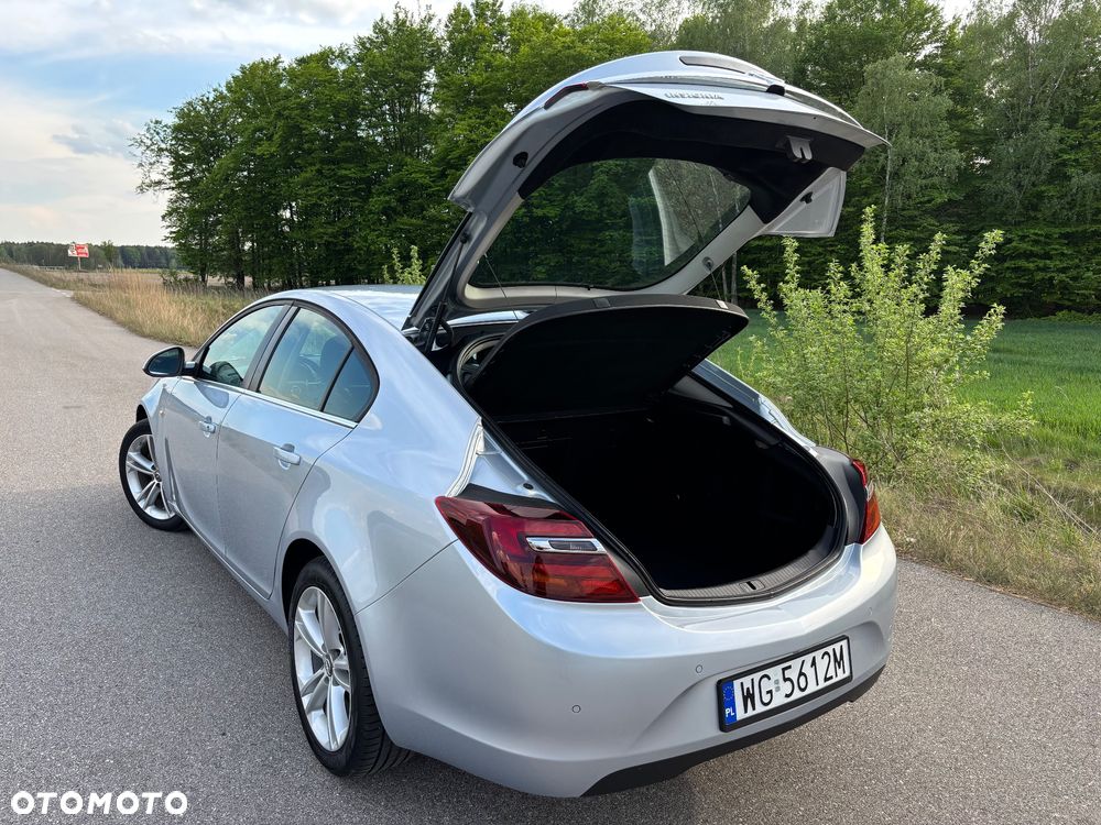 Opel Insignia 1.4 T Cosmo S&S - 10