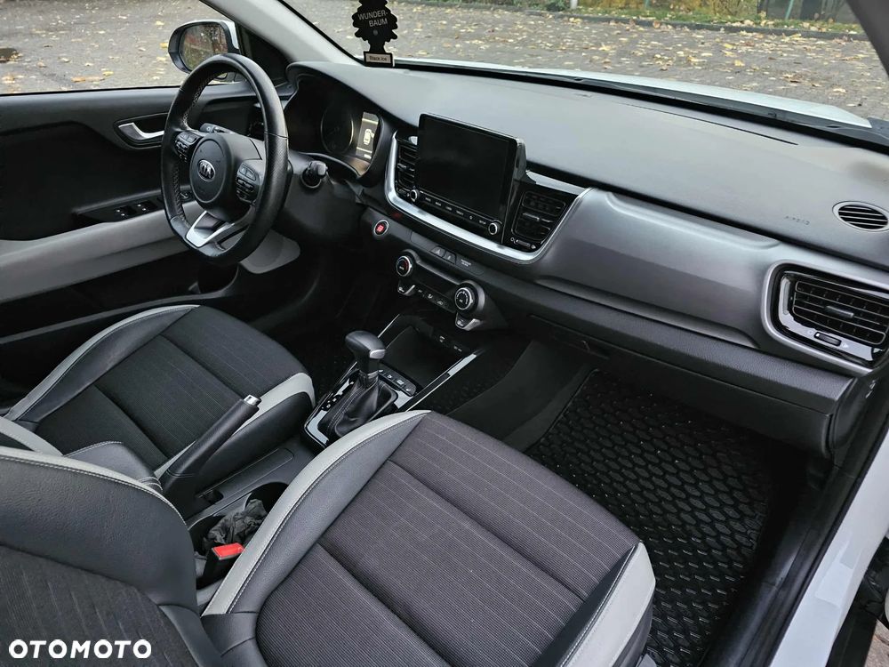 Kia Stonic 1.0 T-GDI L - 11