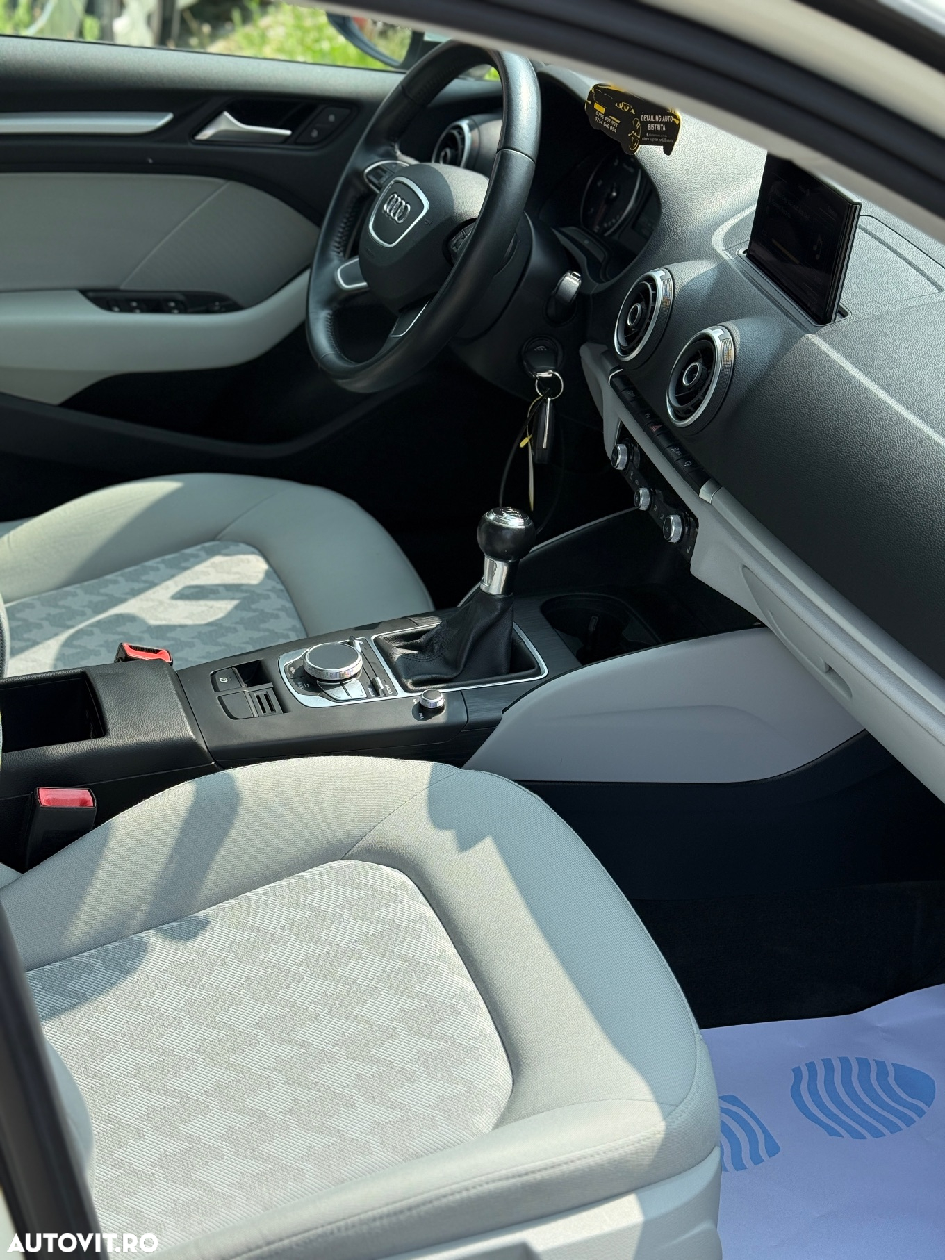 Audi A3 1.6 TDI Sportback ultra Attraction - 11