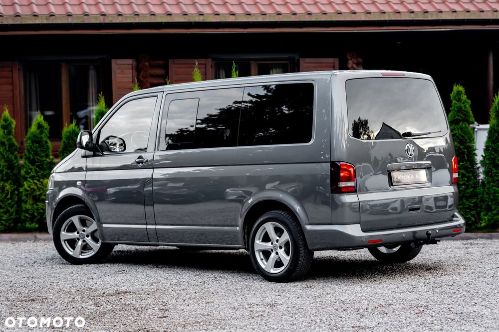 Volkswagen Multivan - 11