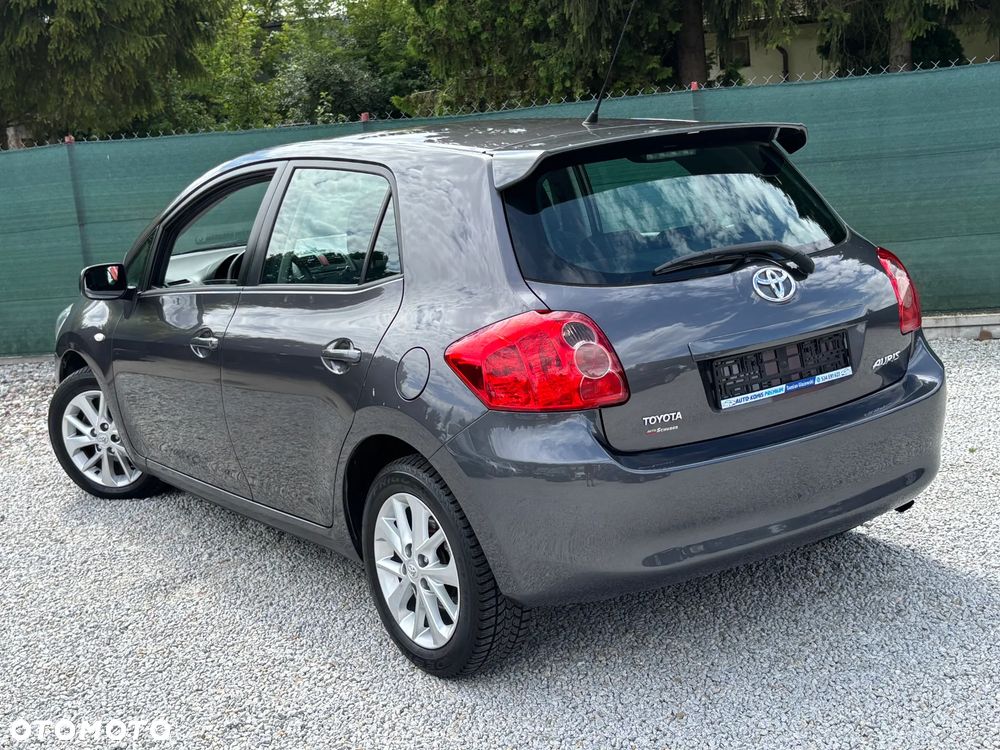 Toyota Auris 1.6 Edition - 10