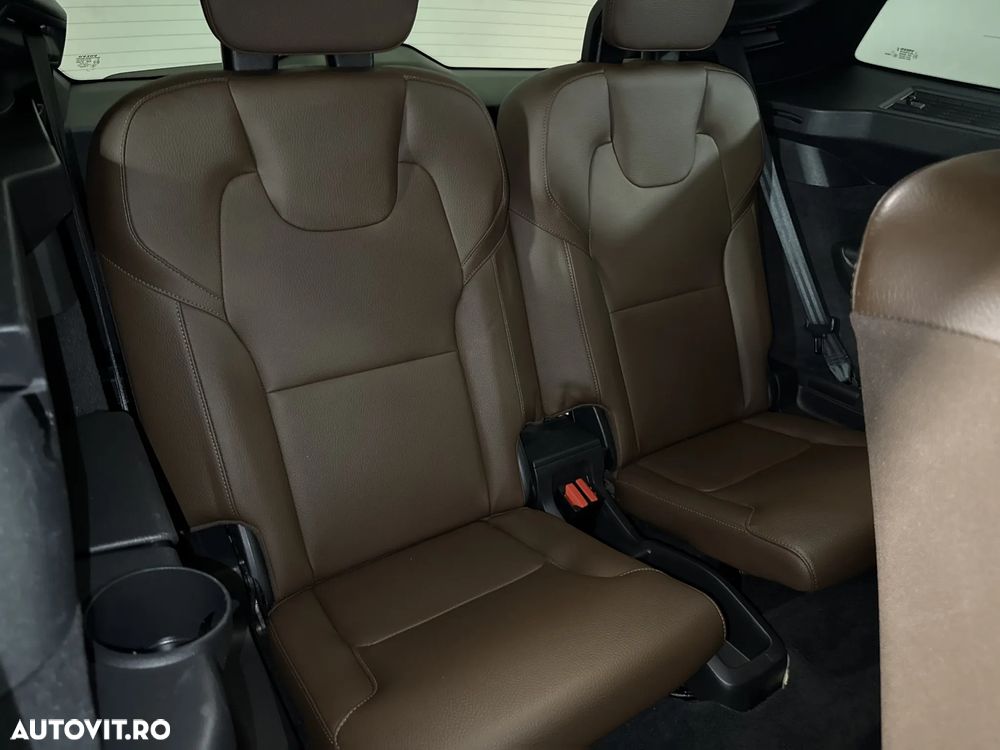 Volvo XC 90 - 14