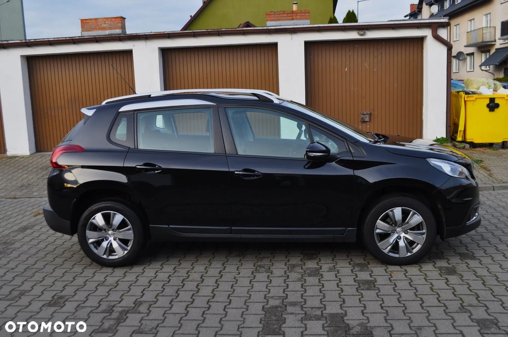 Peugeot 2008 1.2 Pure Tech Style S&S - 4
