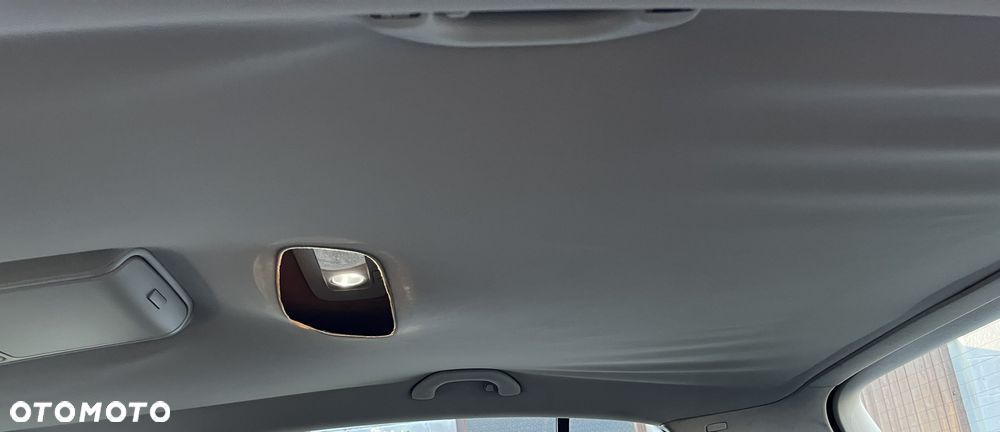 Volkswagen Golf Plus 1.9 TDI Comfortline - 11