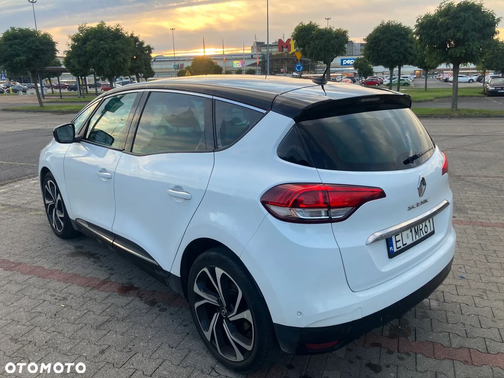 Renault Scenic - 10