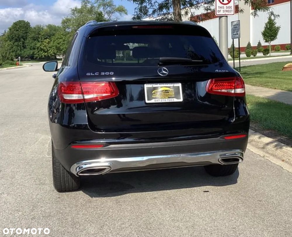 Mercedes-Benz GLC 300 4-Matic - 9