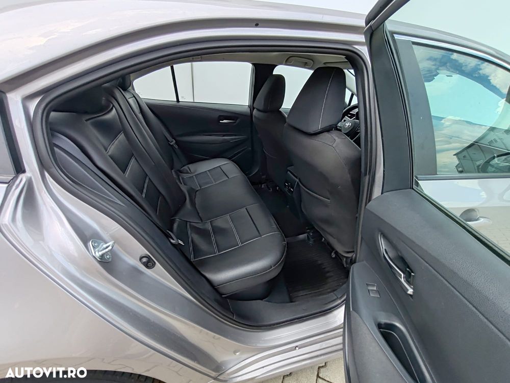 Toyota Corolla 1.8 HSD Dynamic - 10