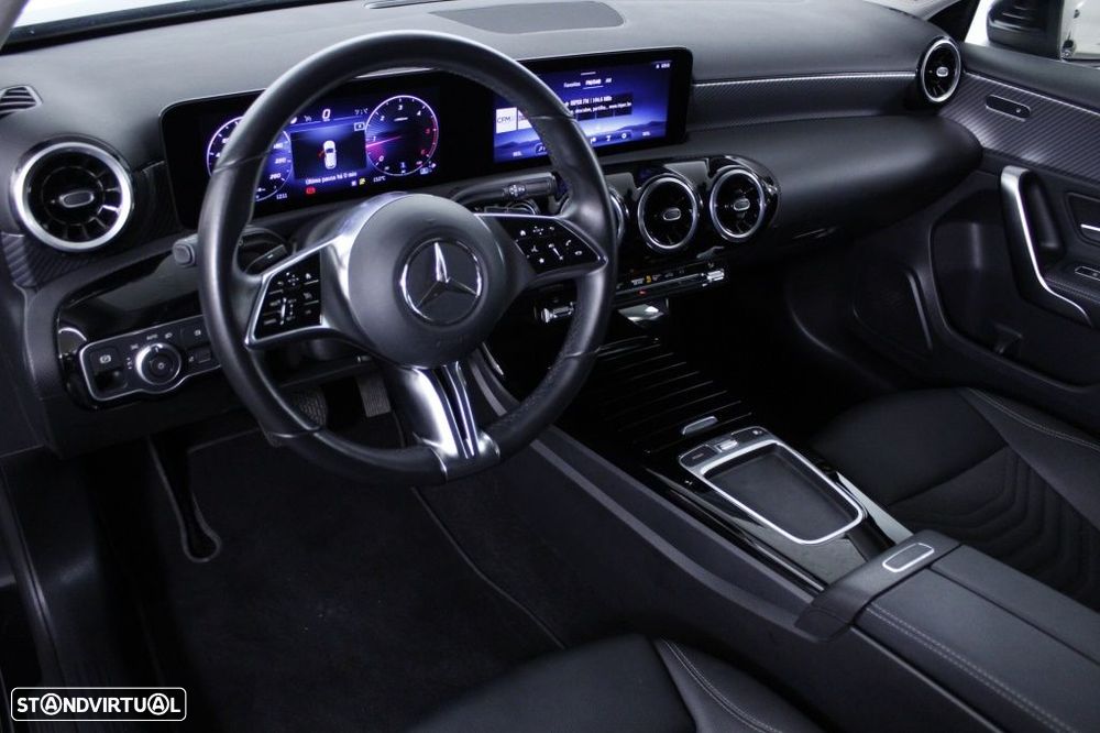 Mercedes-Benz A 200 d - 31