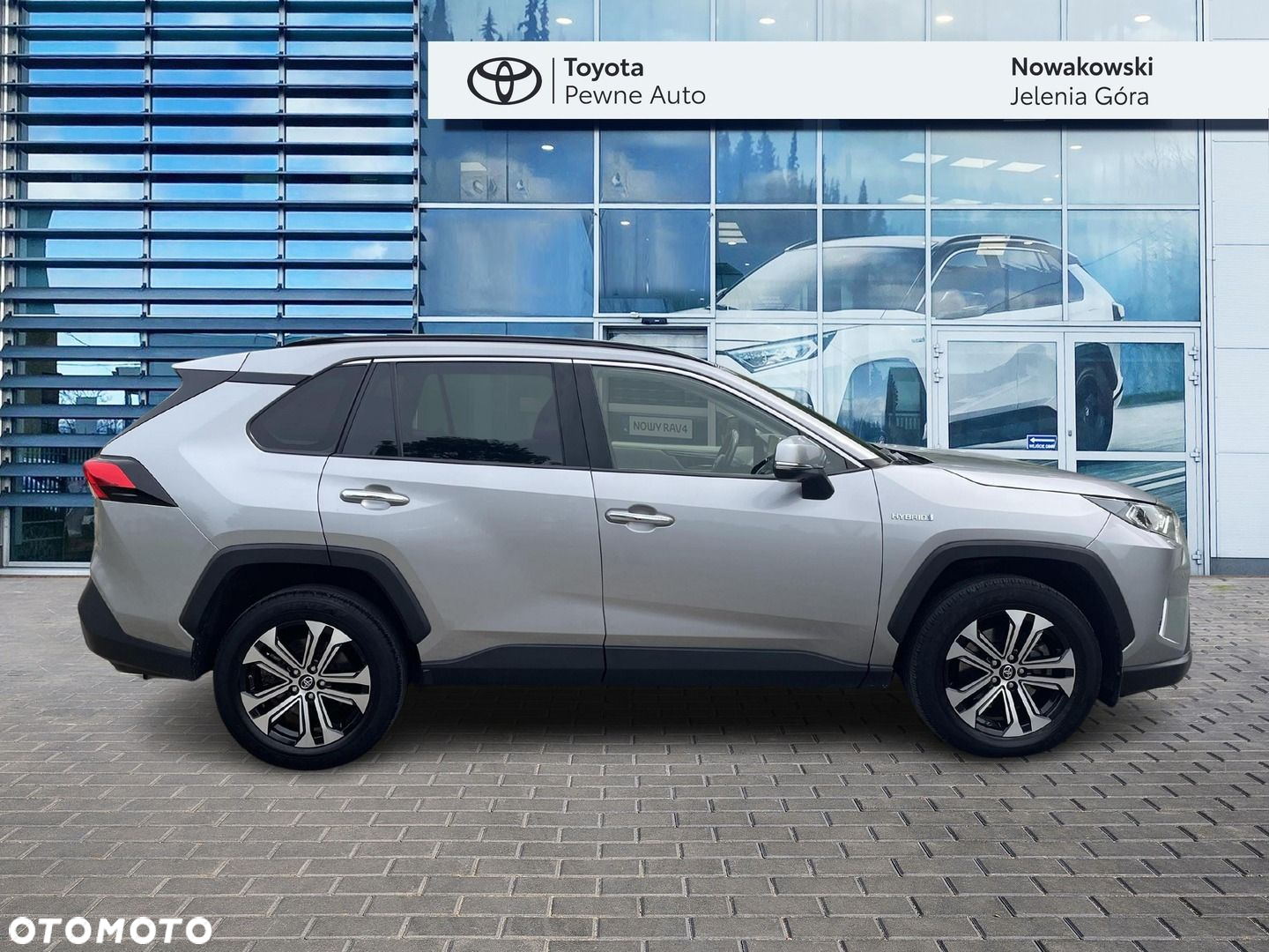Toyota RAV4 - 3