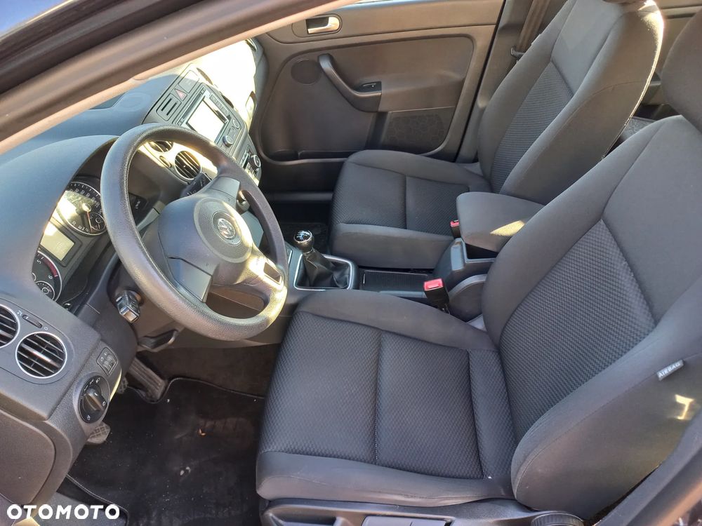Volkswagen Golf Plus 1.6 TDI DPF Style - 18