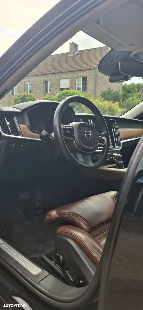 Volvo S90 D4 Inscription - 36