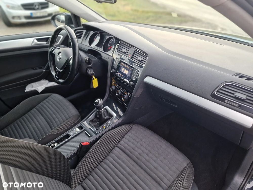 Volkswagen Golf Variant 1.6 TDI 4Motion BlueMotion Technology Cup - 19