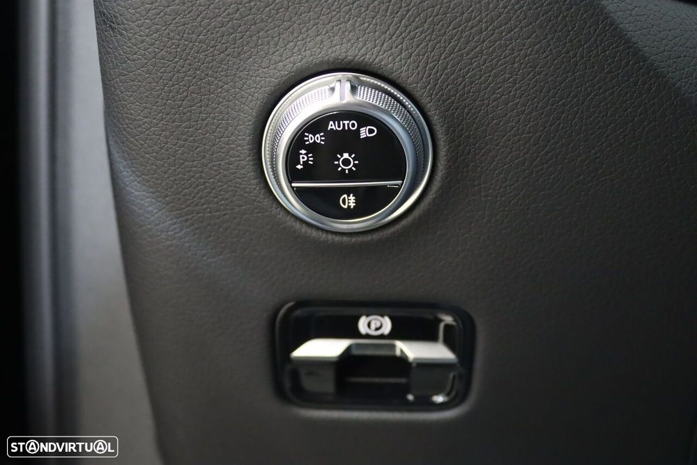 Mercedes-Benz GLC 300 de 4Matic - 16