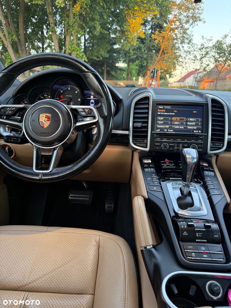 Porsche Cayenne Diesel - 16