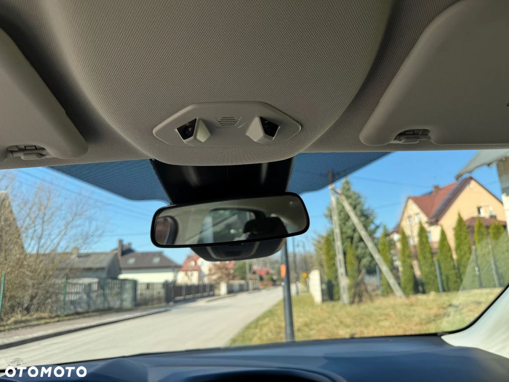 Ford Focus 1.5 TDCi SYNC Edition - 35