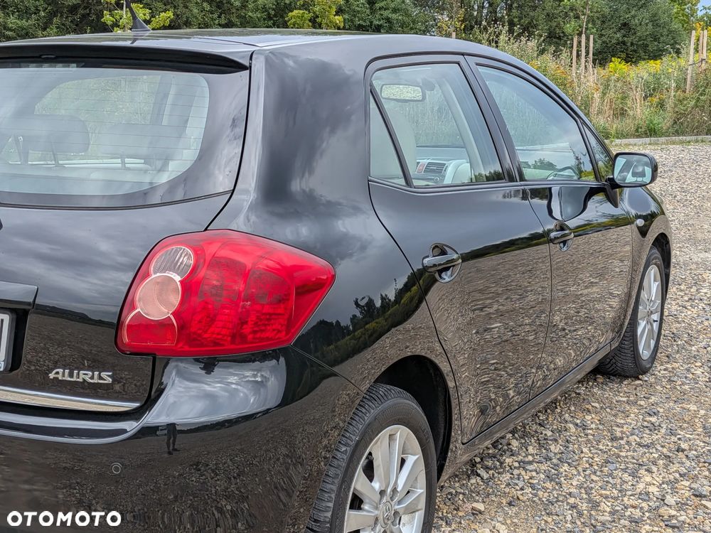Toyota Auris 1.6 VVT-i Prestige - 15