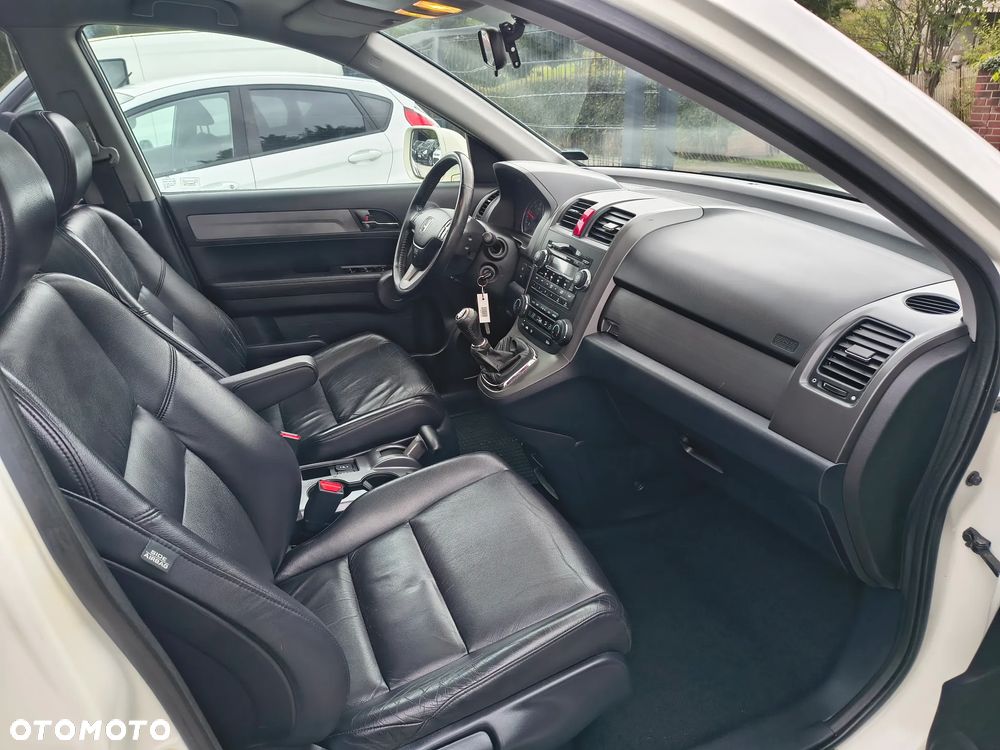 Honda CR-V 2.2i CTDi DPF Executive - 24