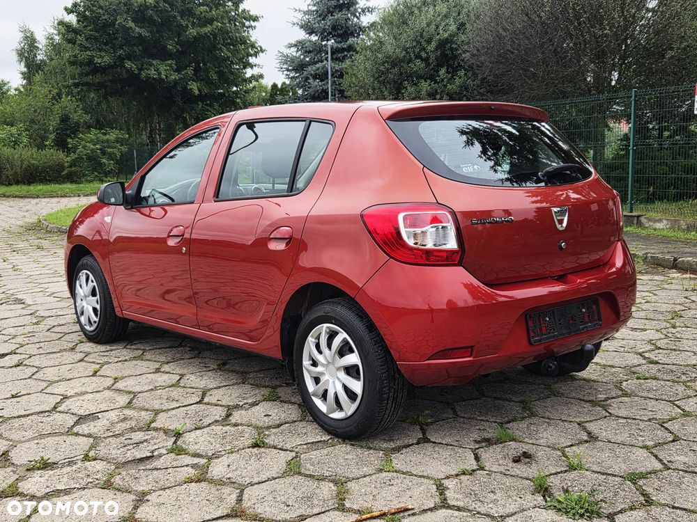 Dacia Sandero 1.2 16V 75 Ambiance - 11
