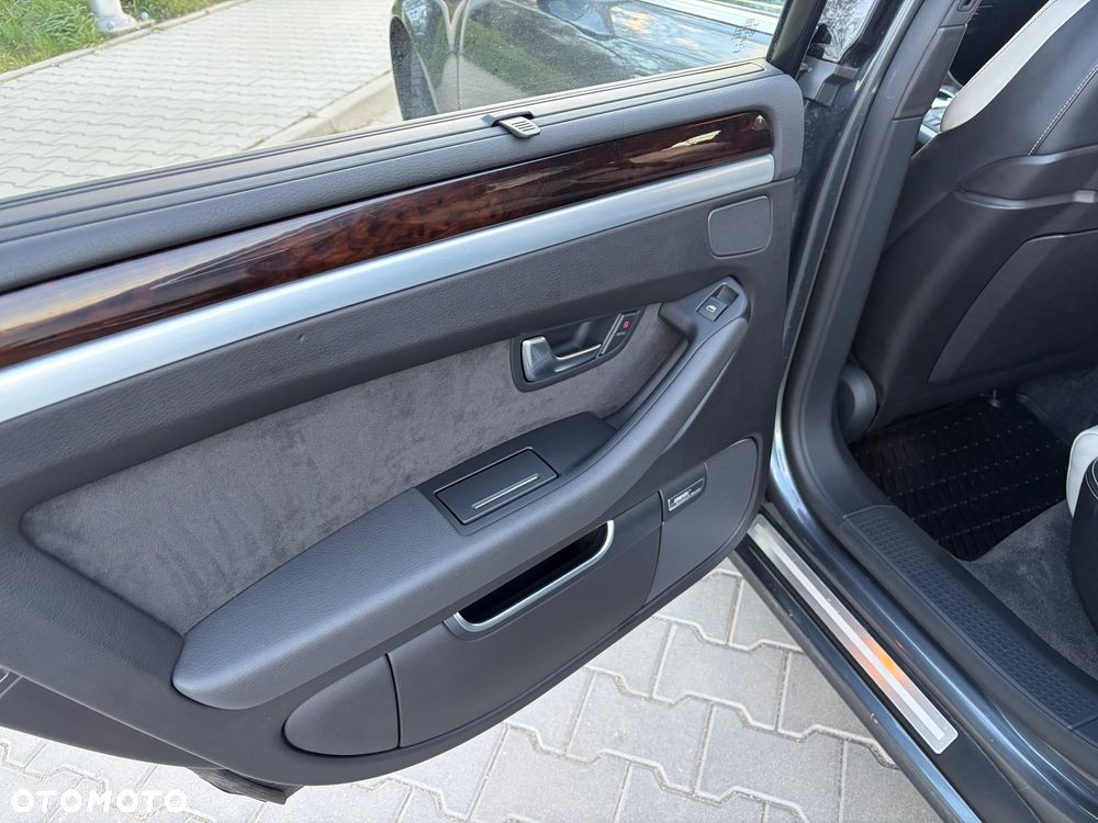 Audi A8 - 22