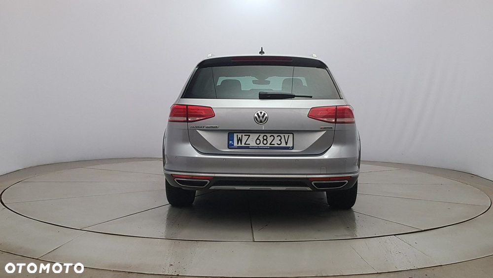 Volkswagen Passat Alltrack - 6
