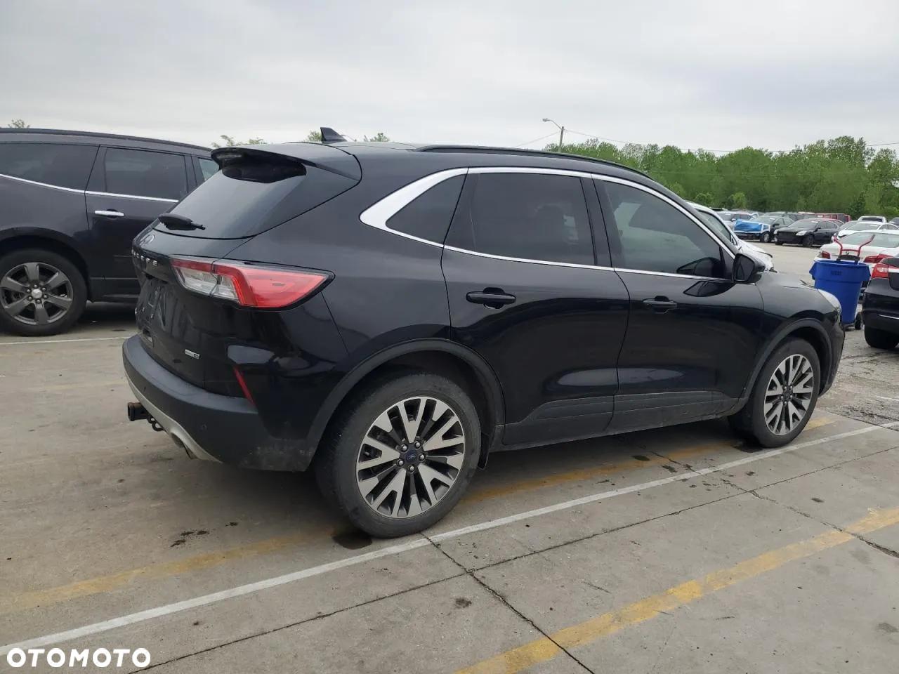 Ford Escape 2.0 EcoBoost AWD Titanium - 3