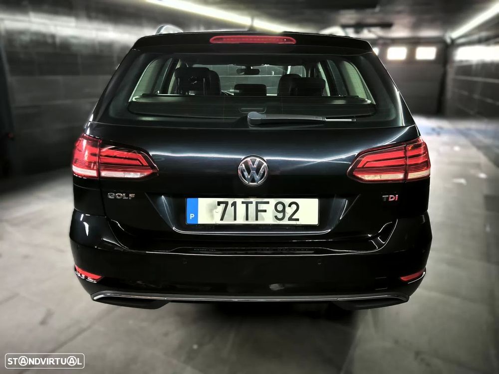 VW Golf Variant 1.6 TDi Confortline - 12